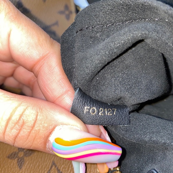 Louis Vuitton Reverse Monogram Triangle Softy Bag - Picture 6 of 16